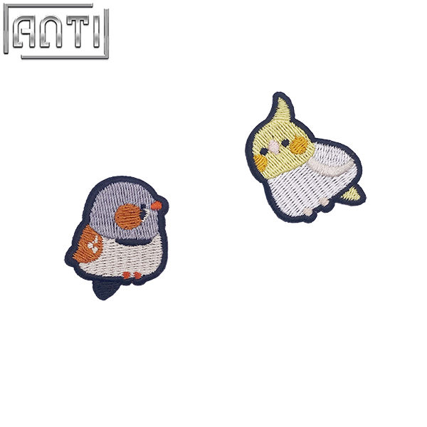 Custom Cartoon Lovely Grey Bird Embroidery Accessories Unique Quality College Design High Quality Embroidery Applique For Gift