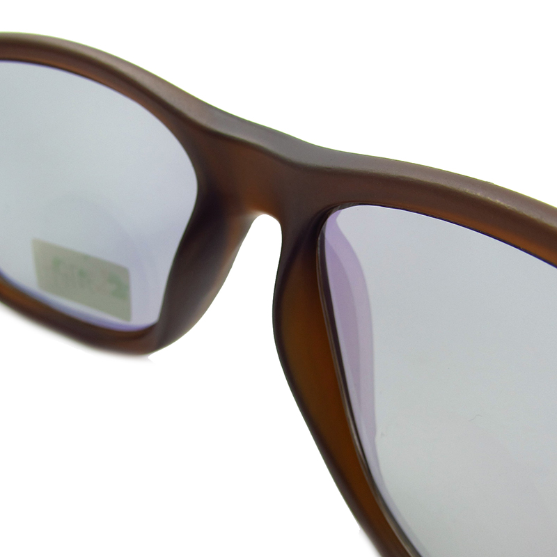 Polarized bifocal readinng sunglasses
