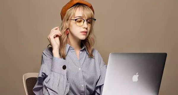 anti-blue light glassses