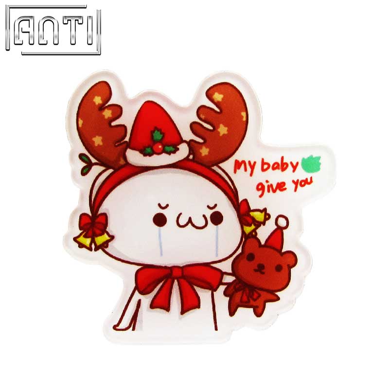 Hot Sale Custom Design Logo Fashionable Design Various Red Cut Santa Claus Offset Print Badge 