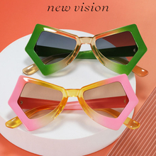 DILICN UV400 Unique Butterfly Designer Sun Glasses Ladies Colorful Gradient Polygon Custom Shades Fashion Cat Eye Women Sunglasses