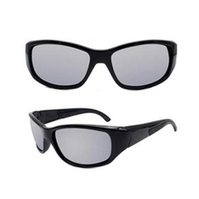 Wholesale Simple Style Floating Sunglasses Polarized Waterproof Sports Sunglasses for Divers Swimming 