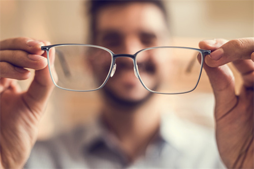 The Case for Readers: Prescription vs Drugstore Reading Glasses