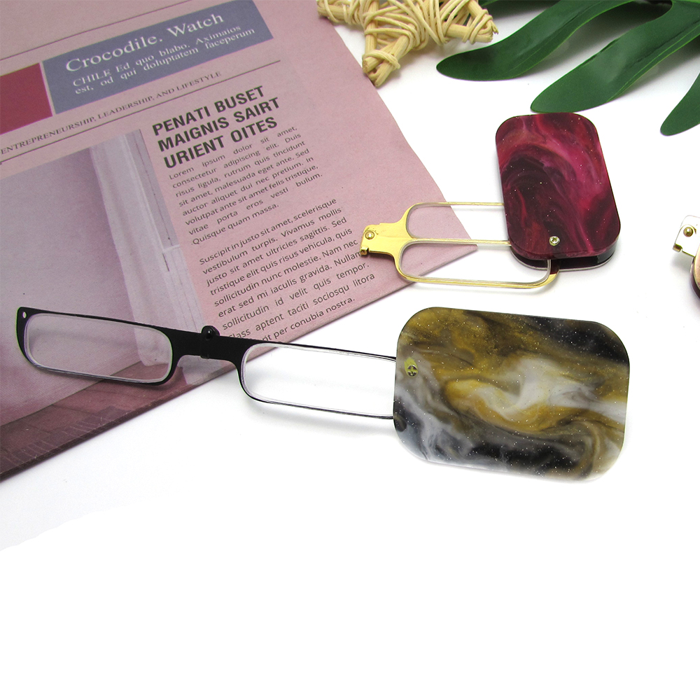 Mens Necklace Shape Foldable Reading Glasses with Chain 