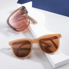 Foldable Sunglasses 2022 New Fashion Trendy Custom Logo PC Frame Polarized Sun Glasses Thin Sunglasses Folding