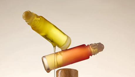 Matte, Glossy, and Gradient Finishes for Glass Packaging.jpg