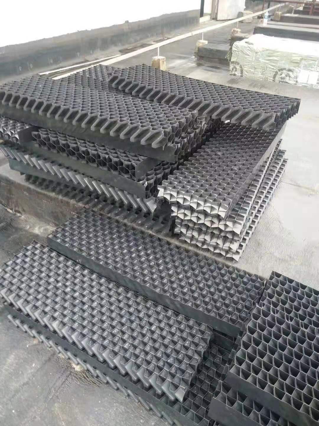 Th&aacute;p giải nhiệt Evapco