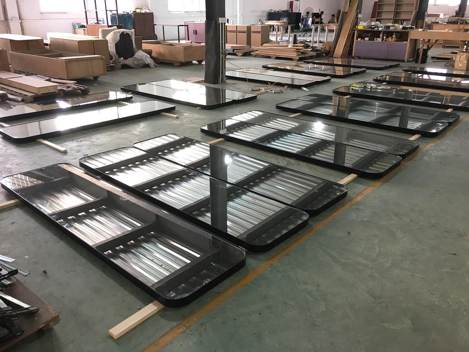 Production de t&ecirc;tes de lit d'h&ocirc;tel sur mesure pour le projet Mercure Melbourne Doncaster