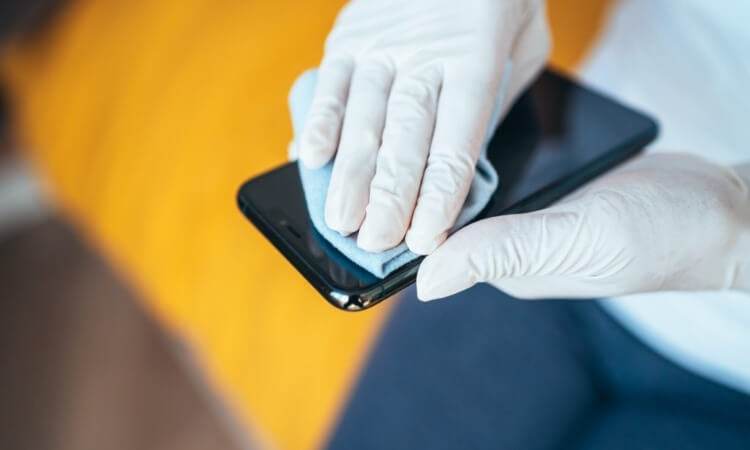 What gloves don't leave any fingerprints?