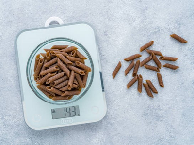 tare function of kitchen scales.jpg