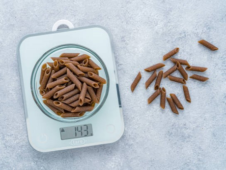 tare function of kitchen scales.jpg