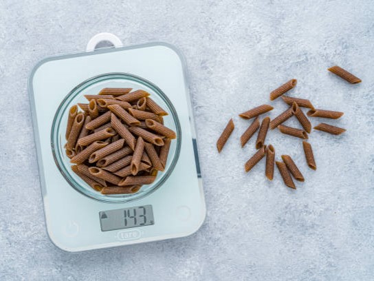 Using the Tare Function Correctly: A Practical Guide for Commercial Kitchen Scales