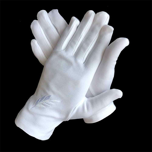 What are white Nylon Light Plate Gloves