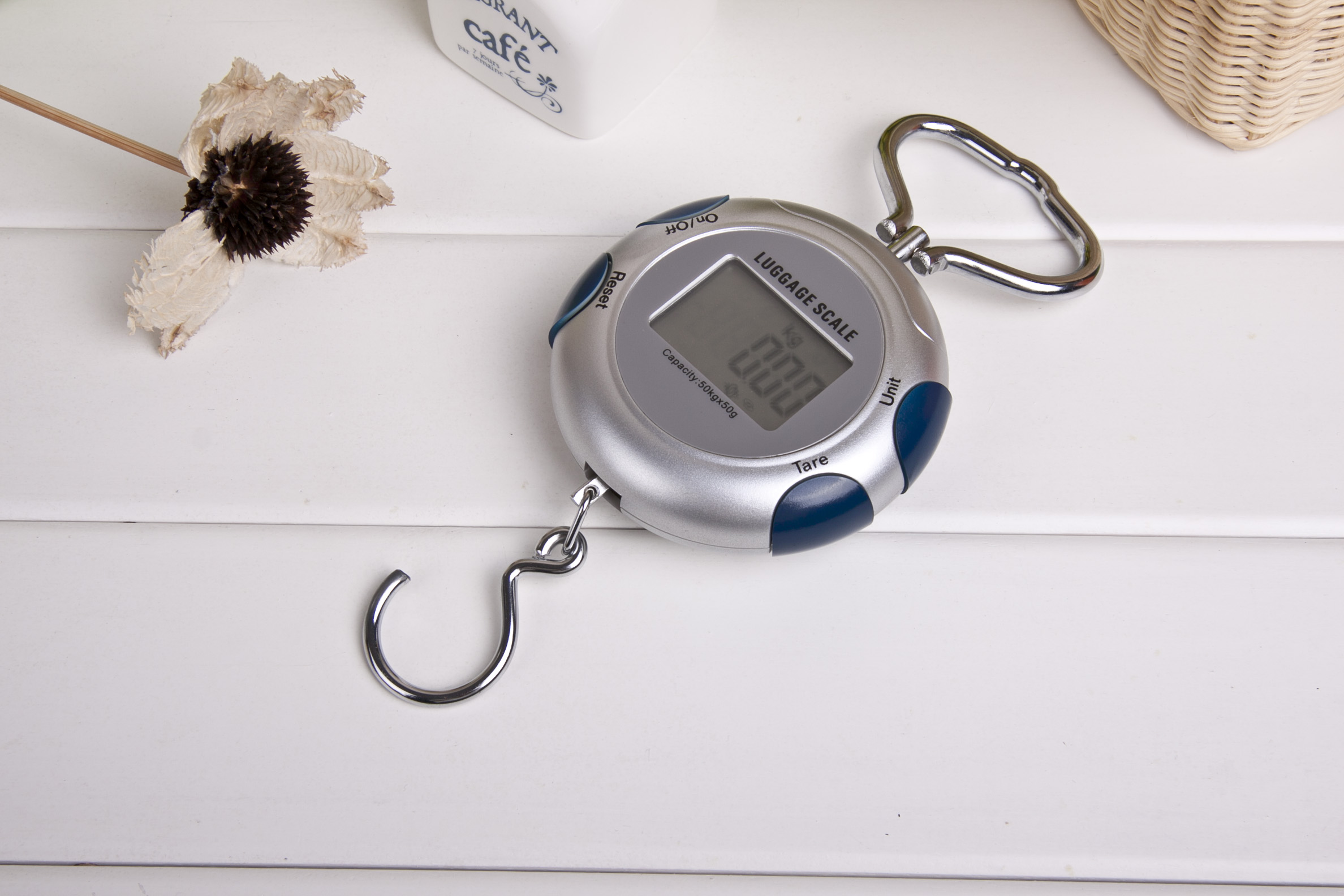 DGR Best Portable Weighing Suitcase Luggage Scale