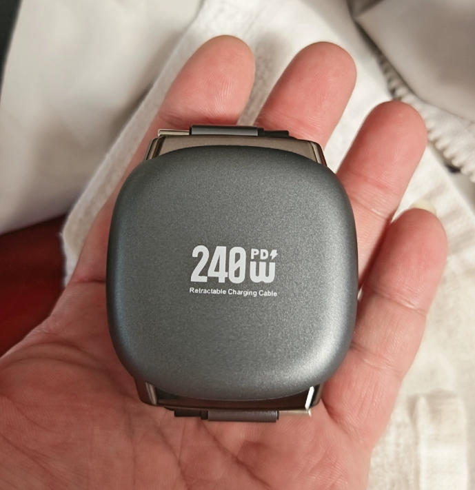 ištraukiamas USB C laidas 6.jpg