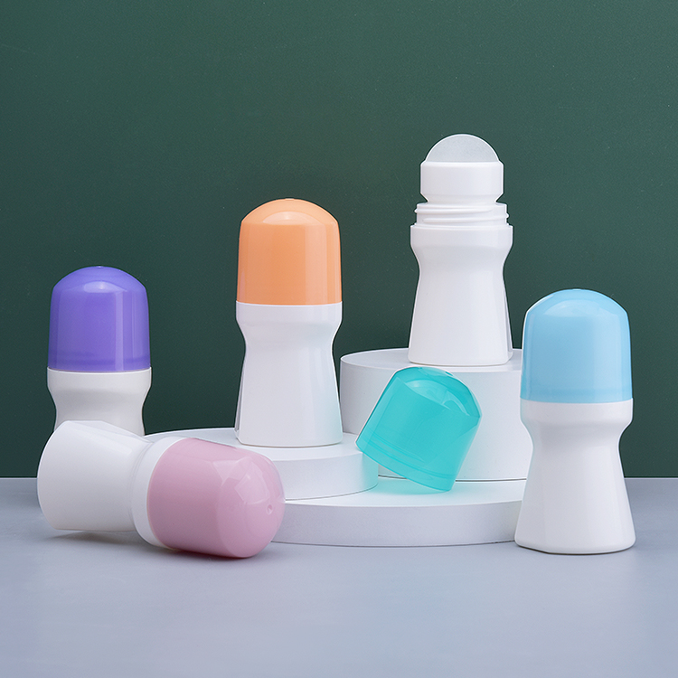 Rollo de plástico PP de color personalizado en botella de 75 ml