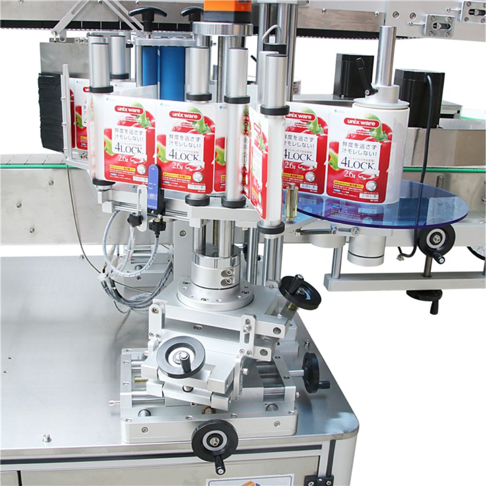 M&aacute;quina autom&aacute;tica de etiquetagem frente e verso YCT-52 (1).jpg