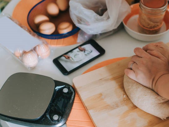 How to Choose the Right Kitchen Scale for Restaurants, Catering, and Food Service Operations
