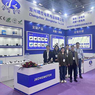 dod&aacute;vateľ bezkomut&aacute;torov&yacute;ch jednosmern&yacute;ch motorov