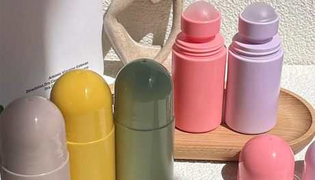 Why Transparent Cosmetic Bottles Turn Yellow UV Aging Explained & How To Prevent It.jpg
