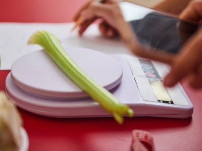 4 different kitchen scale models.jpg