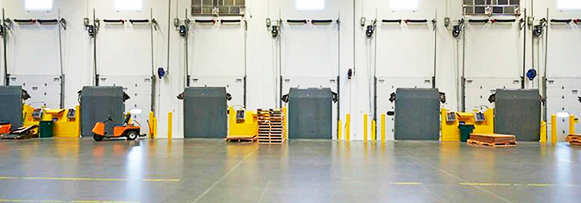 Vertical-Dock-Levelers.jpg