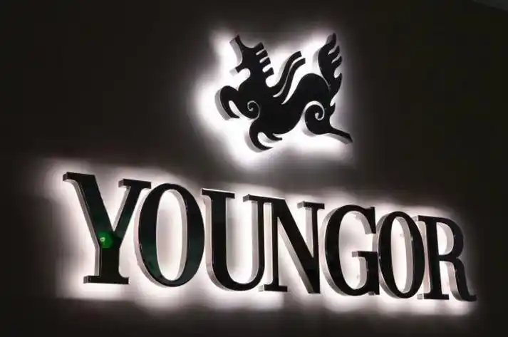 广告标识.png
