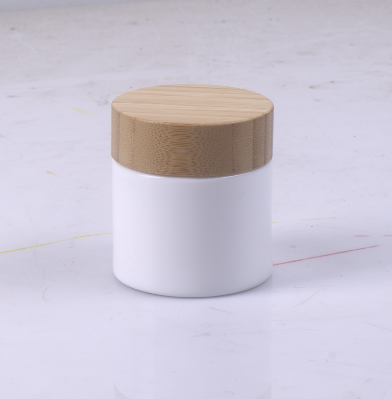 5g 50g 100g 200g White opal glass jar with bamboo child resistant lid