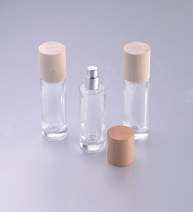 50ml clear glass bottle with wooden cap