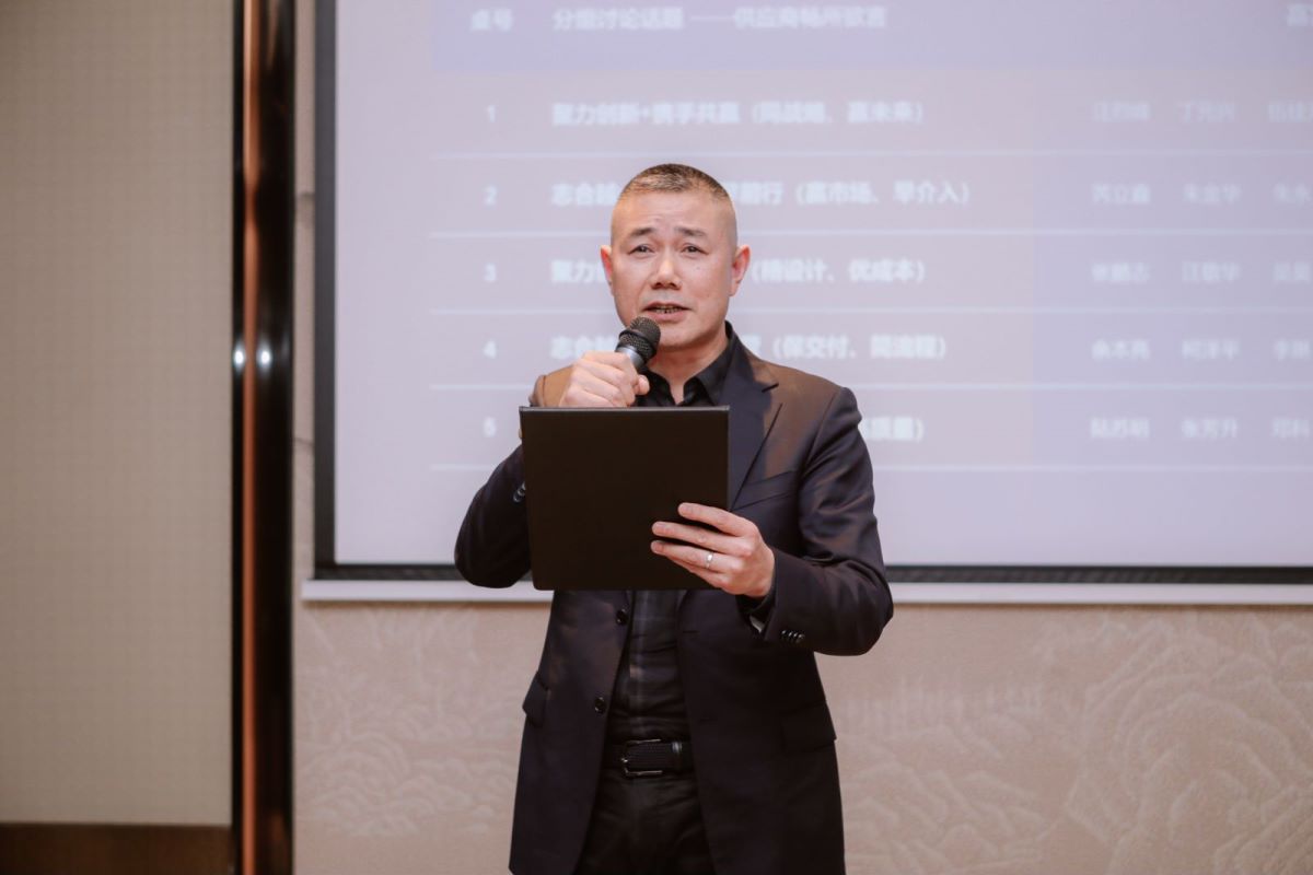 39efb2a30l9702877b8ed942e8fbf45b